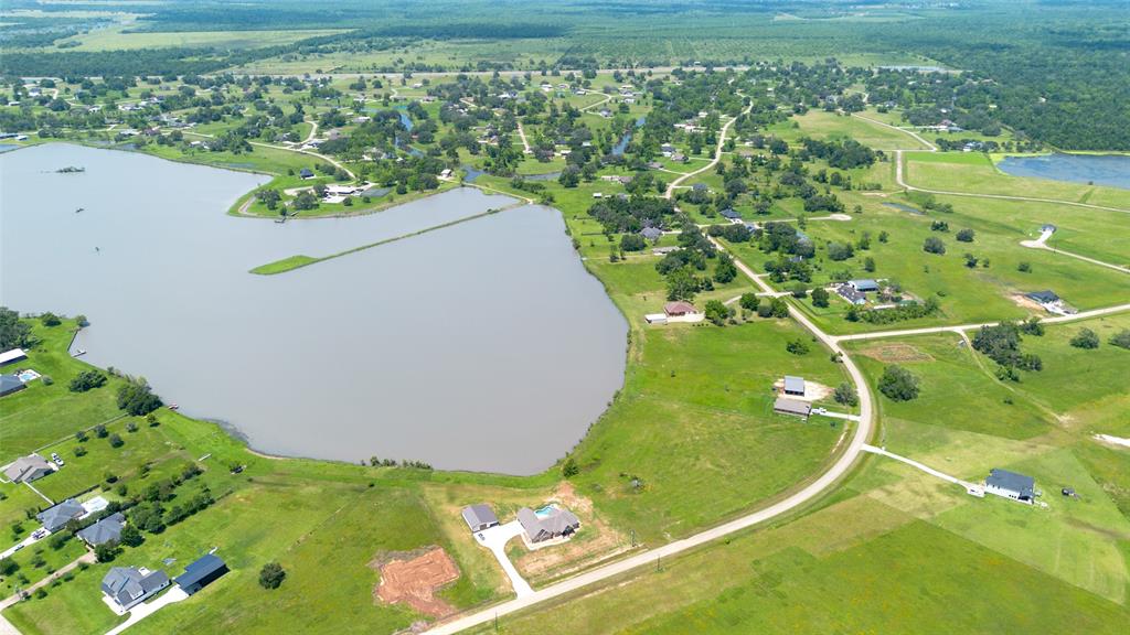 507 Sunset Trail, Angleton, Texas image 14