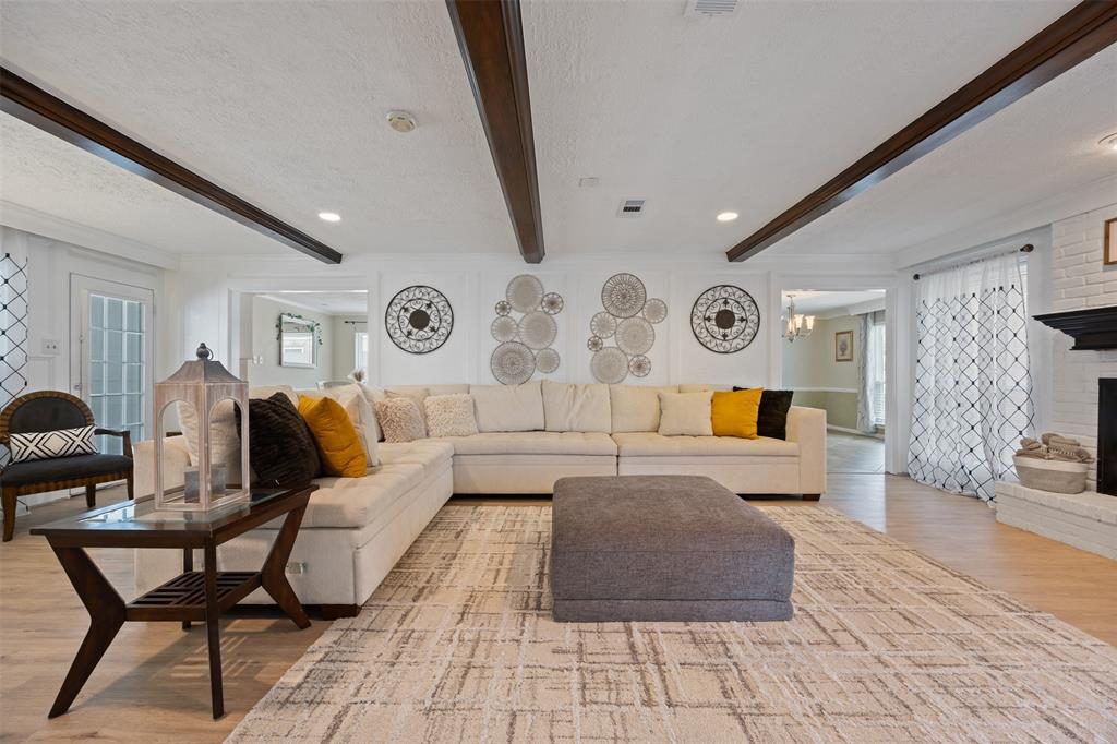 6607 Saffron Hills Drive