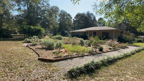 A home in Warren