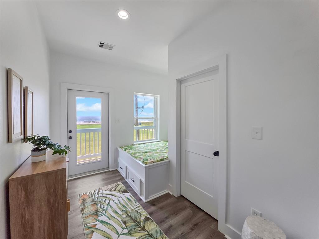 525 Annabelle Drive, Gilchrist, Texas image 32