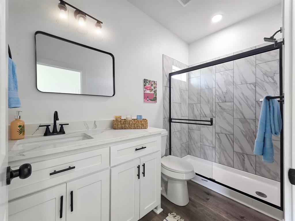 525 Annabelle Drive, Gilchrist, Texas image 30