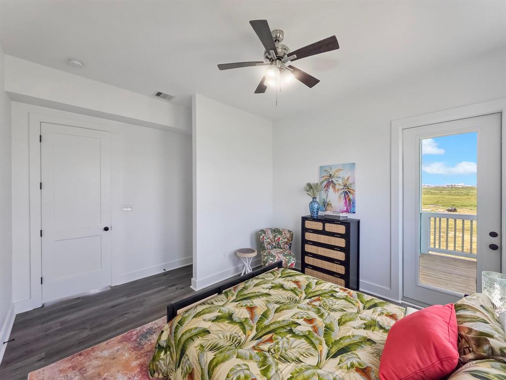 525 Annabelle Drive, Gilchrist, Texas image 25