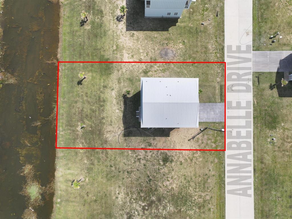 525 Annabelle Drive, Gilchrist, Texas image 11