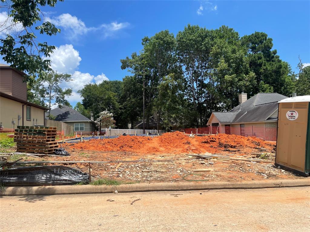 213 Lake Estate Drive