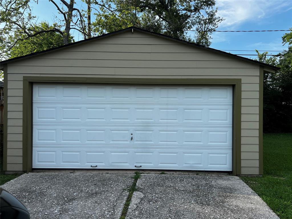 13229 Vicksburg Street, Houston, Texas image 4