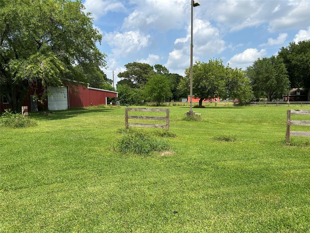 17622 Queenslake Drive, Cypress, Texas image 32