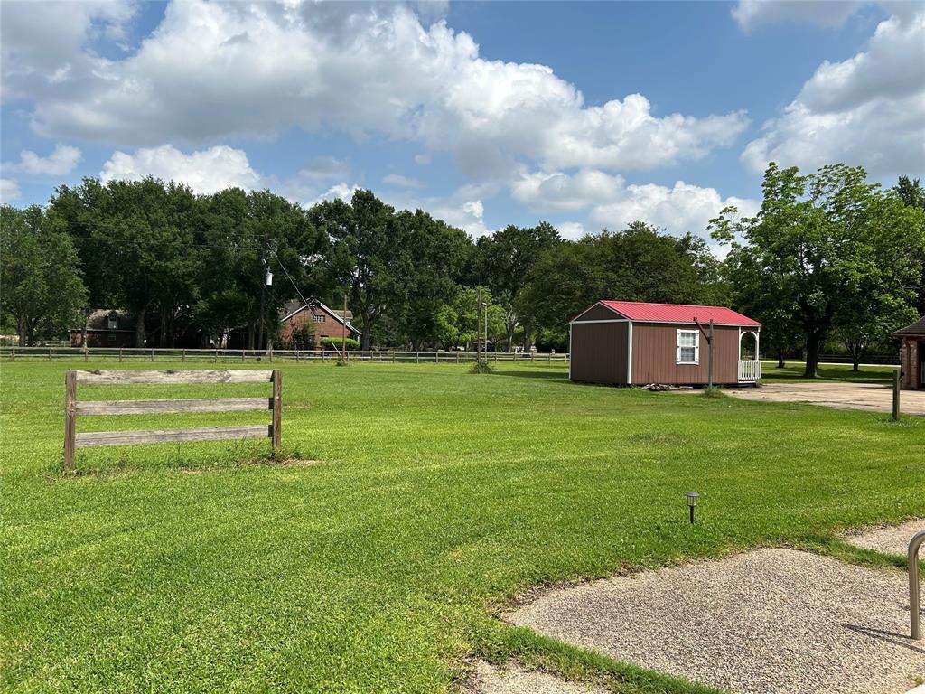 17622 Queenslake Drive, Cypress, Texas image 33