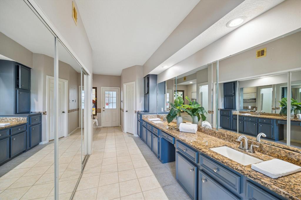 19906 Hickory Wind Drive, Humble, Texas image 15