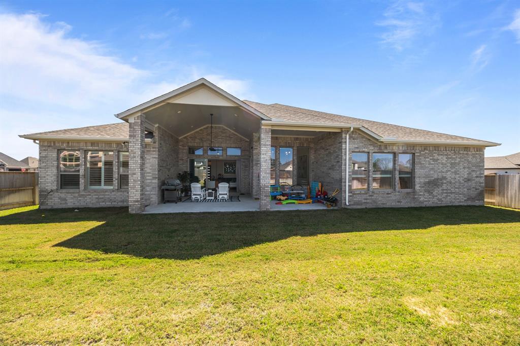 5015 Lake Vista Drive, Manvel, Texas image 26