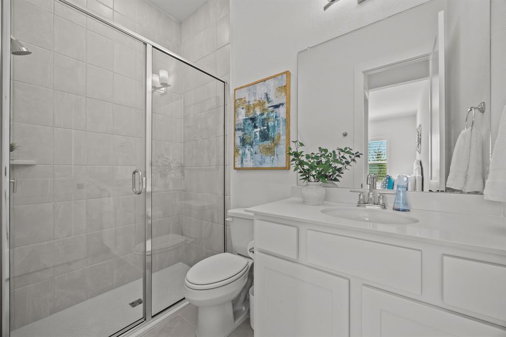 5015 Lake Vista Drive, Manvel, Texas image 13