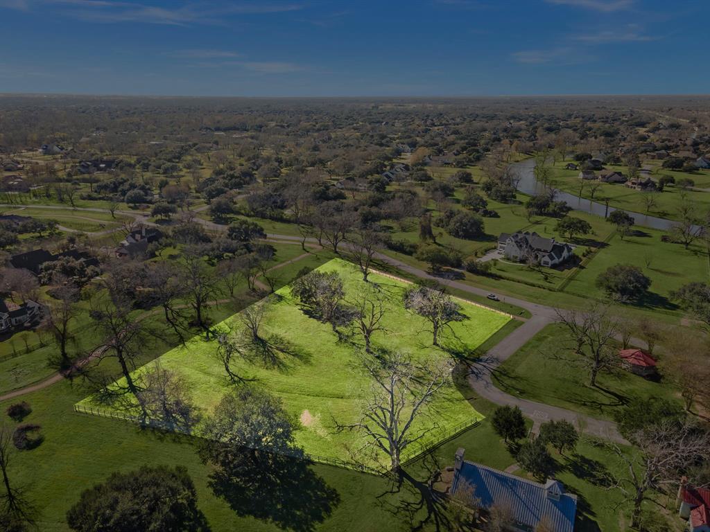 5502 Fulbrook Green, Fulshear, Texas image 9