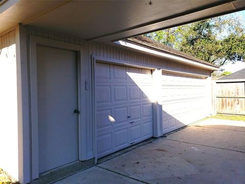 A home in Pearland