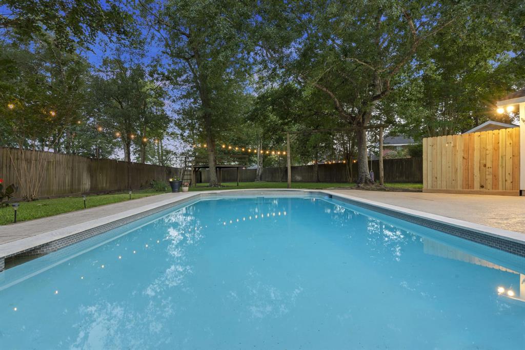 6503 Ambercrest Court, Spring, Texas image 35