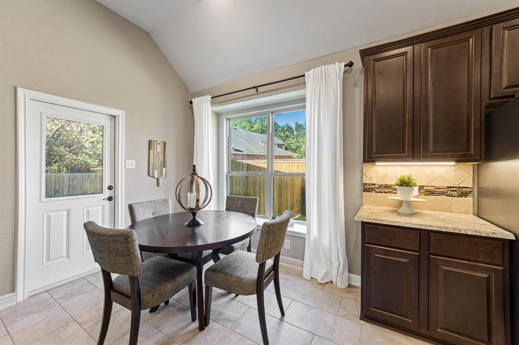 2031 Bradbury Woods Drive, Spring, Texas image 10