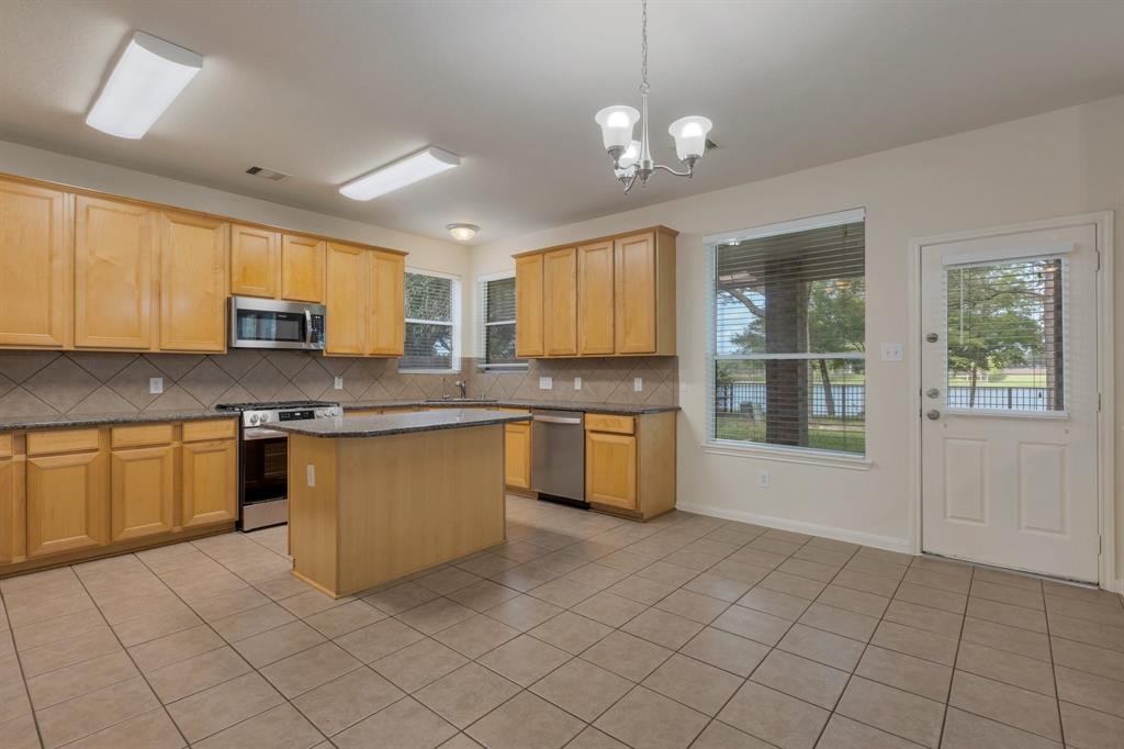 2712 Park Falls Drive, Pearland, Texas image 10