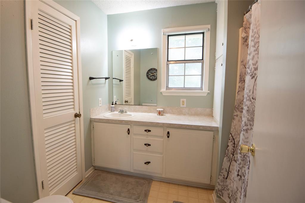 5150 Sandy Creek Lane, Brenham, Texas image 23