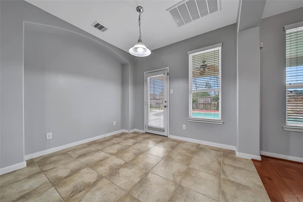 2521 Sandy Lodge Court, Kingwood, Texas image 16