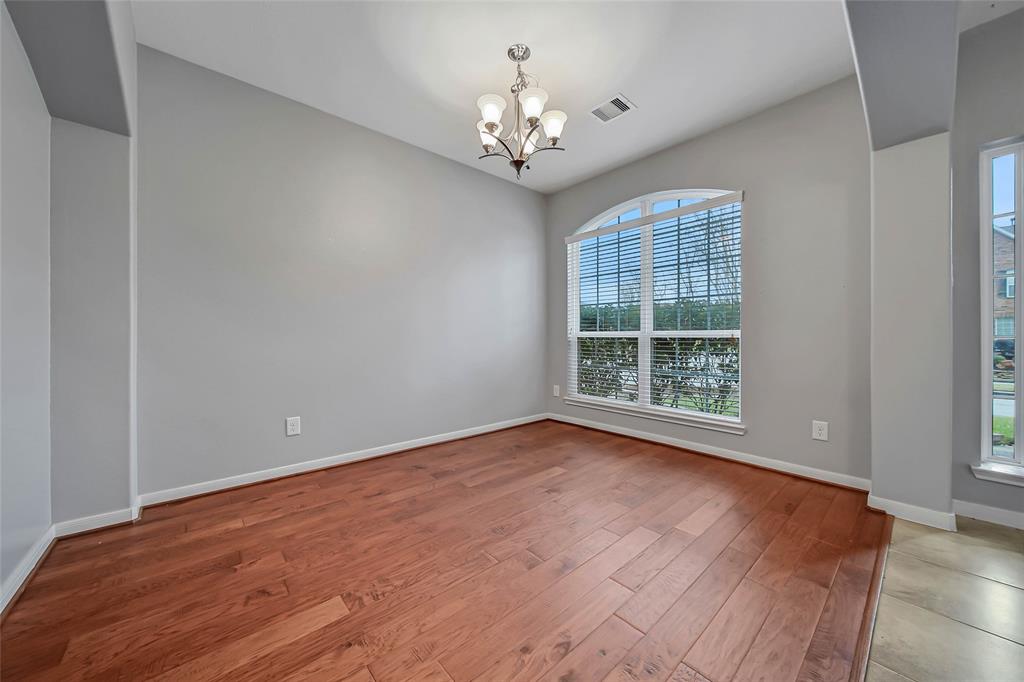 2521 Sandy Lodge Court, Kingwood, Texas image 12