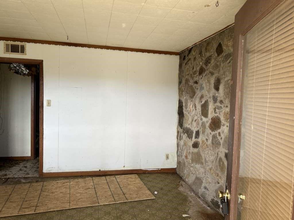 701 Oak Lane, Cottonwood Shores, Texas image 4
