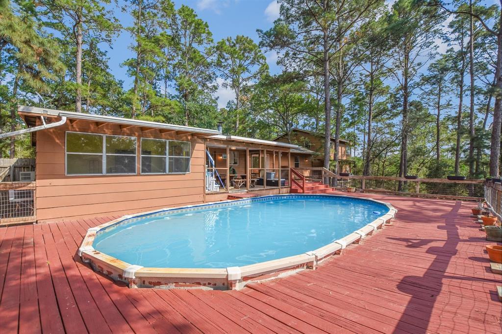 919 Stephan Lane, La Grange, Texas image 13