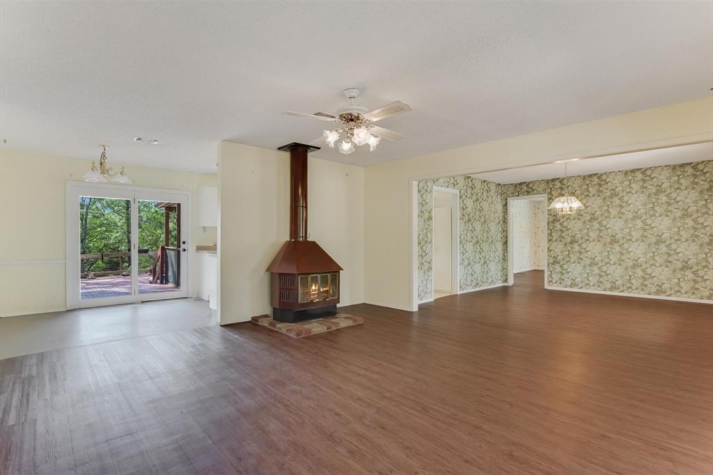 919 Stephan Lane, La Grange, Texas image 3