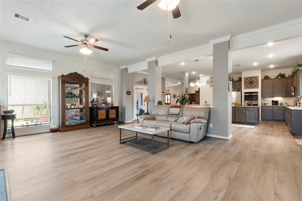 3314 Bastian Road, Dickinson, Texas image 14