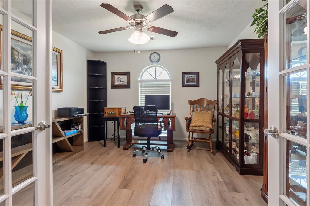3314 Bastian Road, Dickinson, Texas image 27