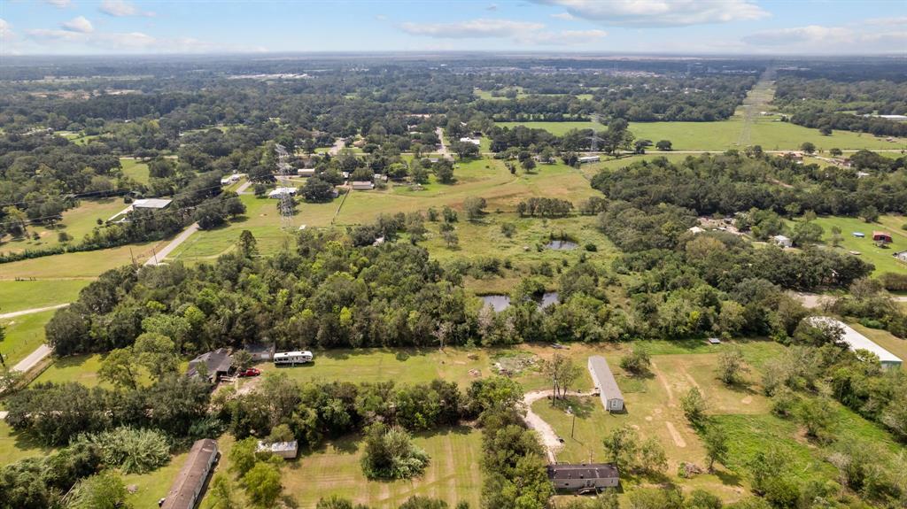 000 Kettler Road, Alvin, Texas image 9