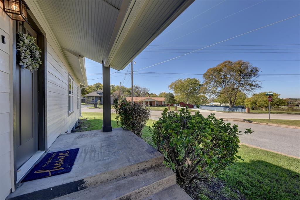 907 Martin Street, Brenham, Texas image 4