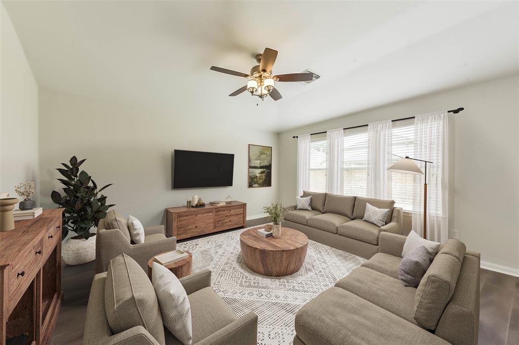 2020 Running Brook Lane, Pearland, Texas image 2