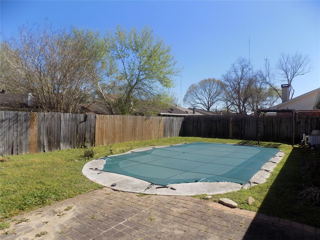 16327 Beretta Court, Houston, Texas image 6