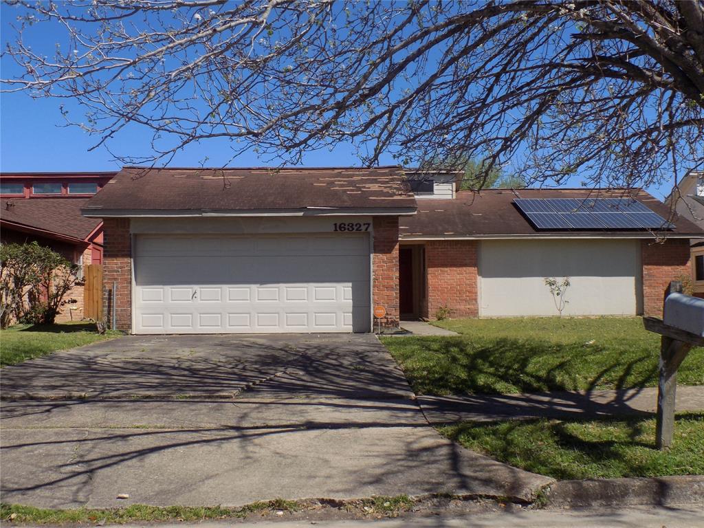 16327 Beretta Court, Houston, Texas image 2