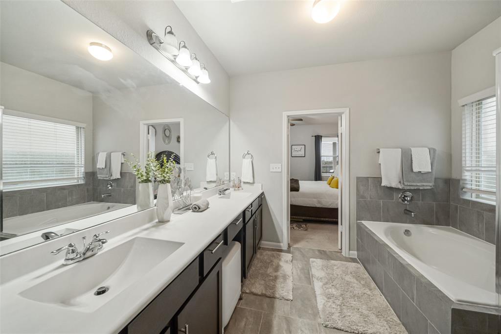 31550 Elkcreek Bend Drive, Hockley, Texas image 20