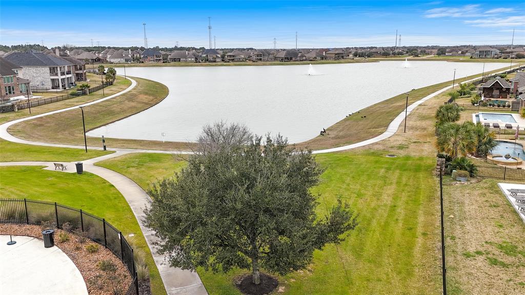 31550 Elkcreek Bend Drive, Hockley, Texas image 35