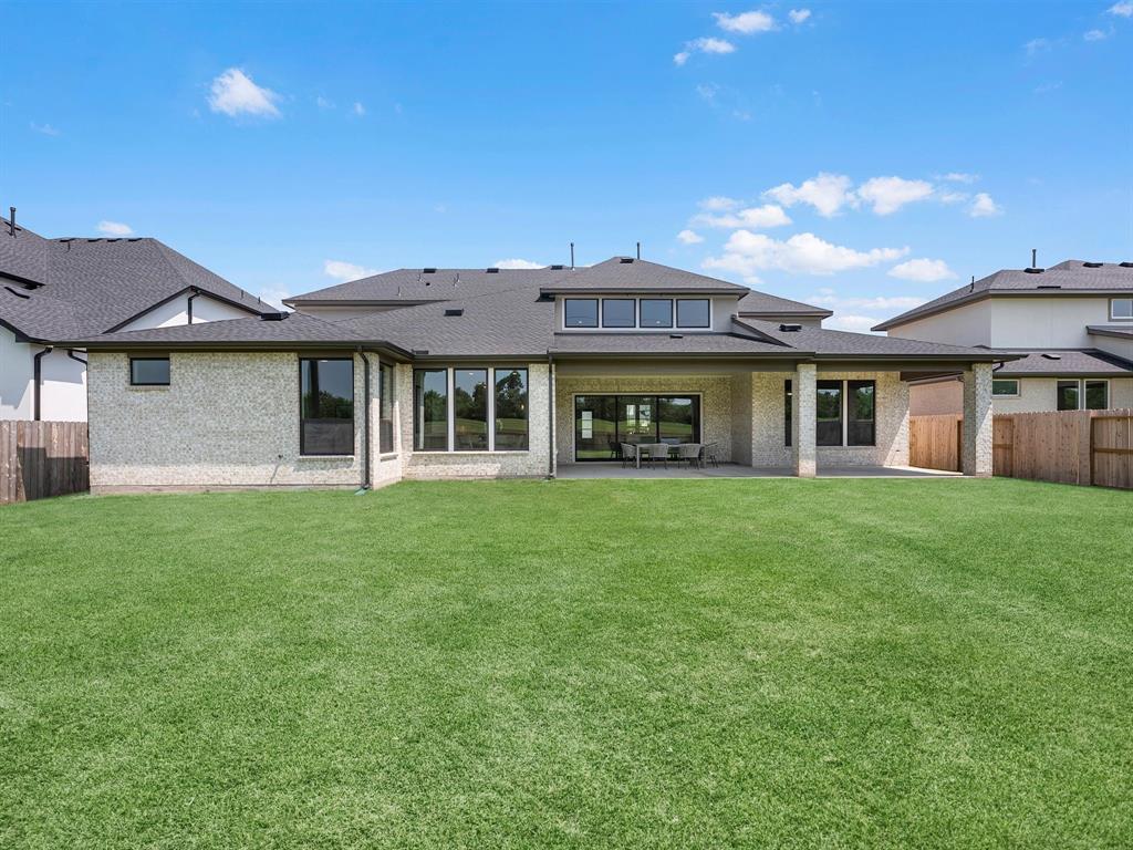 10114 Drifting Wind Lane, Missouri City, Texas image 27