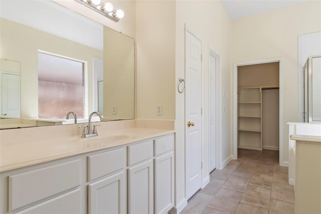 3019 Rolling Fog Drive, Friendswood, Texas image 21