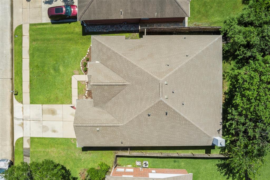 3019 Rolling Fog Drive, Friendswood, Texas image 30