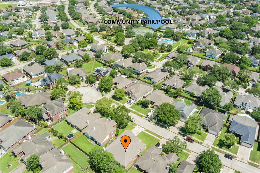 3019 Rolling Fog Drive, Friendswood, Texas image 34