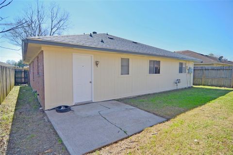 A home in League City