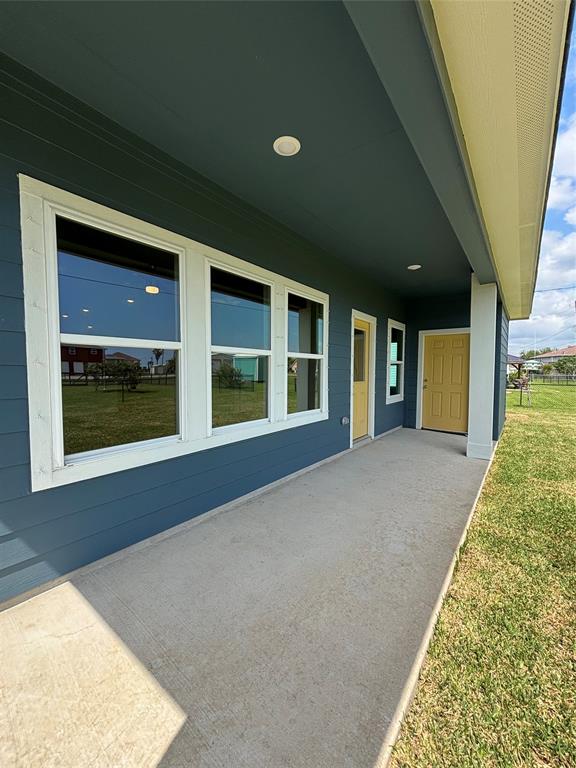 837 Swallow Drive, Palacios, Texas image 7