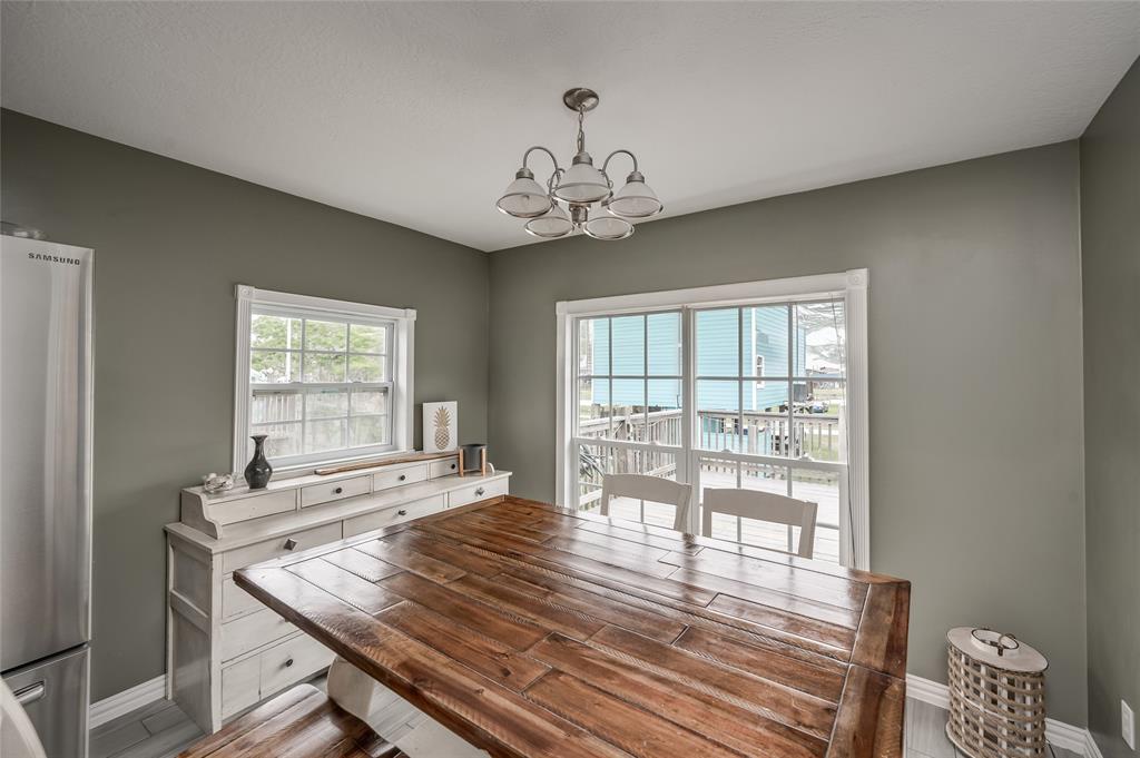 124 N Mae Cir Cir, Crystal Beach, Texas image 12