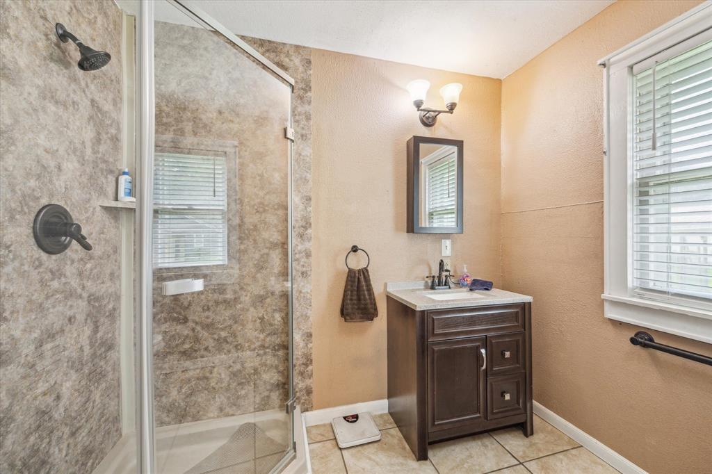 504 S Jackson Street, Alvin, Texas image 21