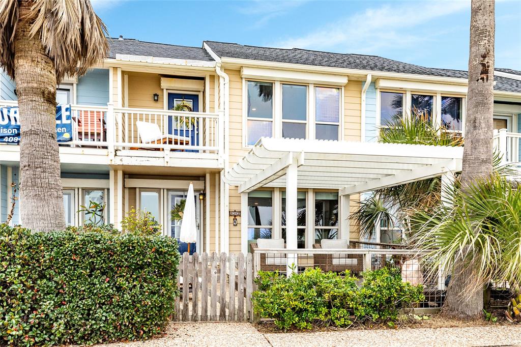8302 Seawall Boulevard #4, Galveston, Texas image 1