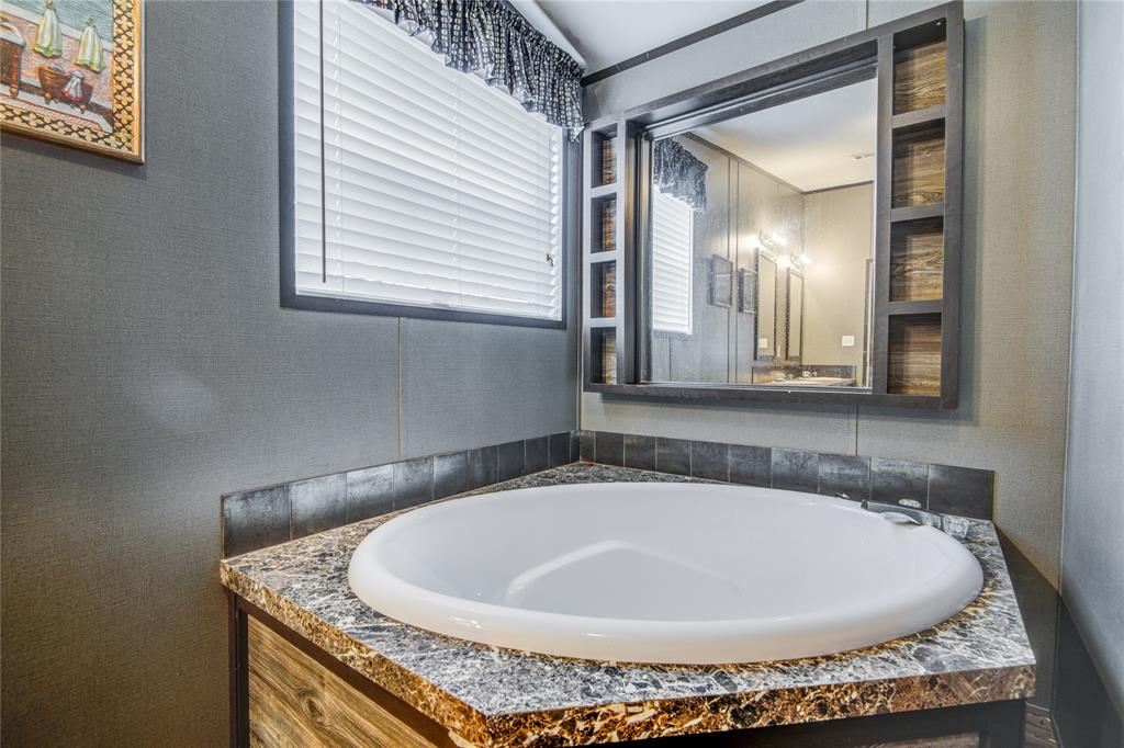 3979 County Road 651, Brazoria, Texas image 31