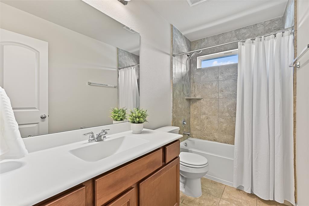 1838 Alyssa Way, Alvin, Texas image 21