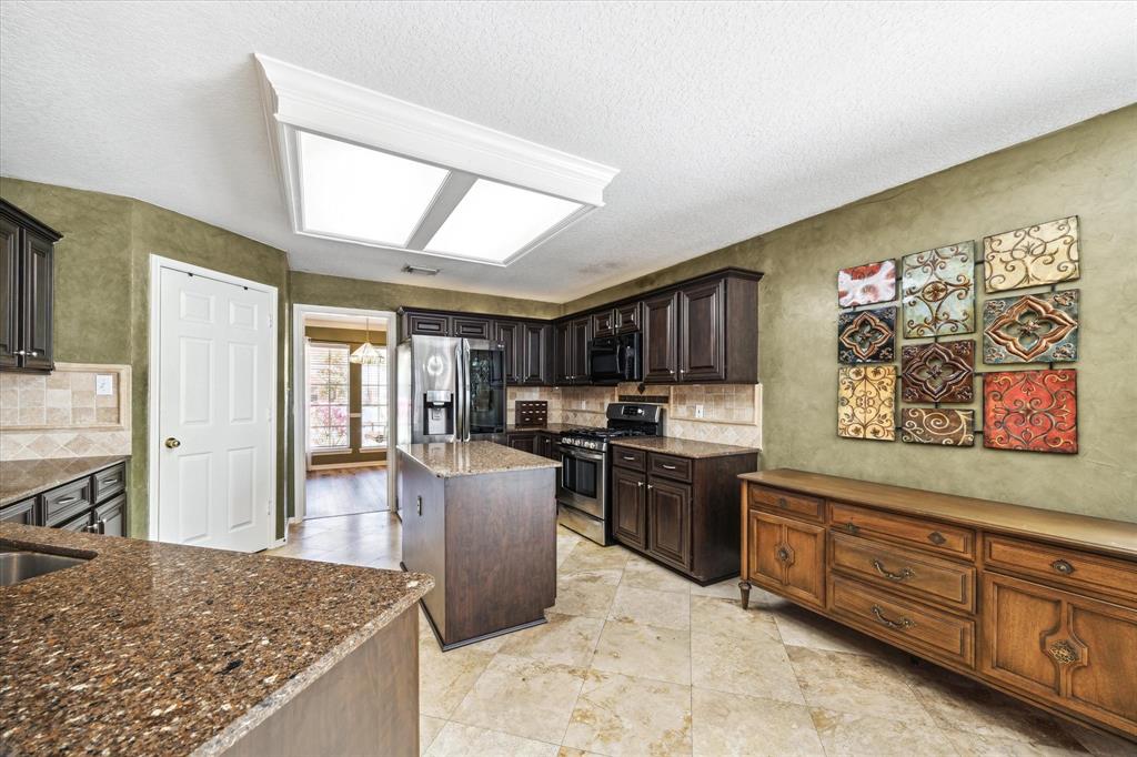 25103 Shalford Drive, Spring, Texas image 16