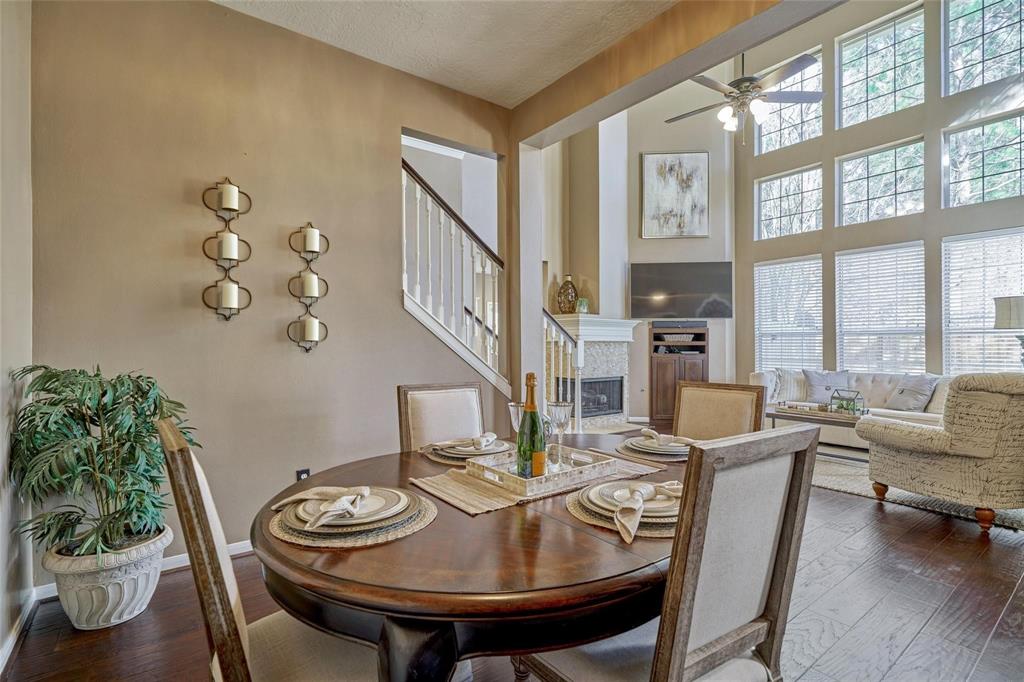 70 Harvest Wind Place, The Woodlands, Texas image 13