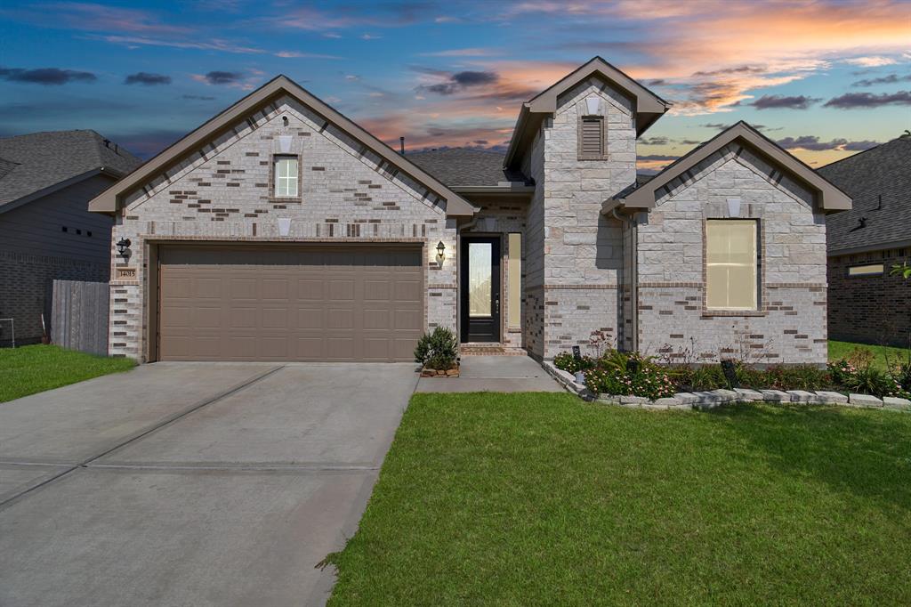 14015 S River Drive, Baytown, Texas image 2