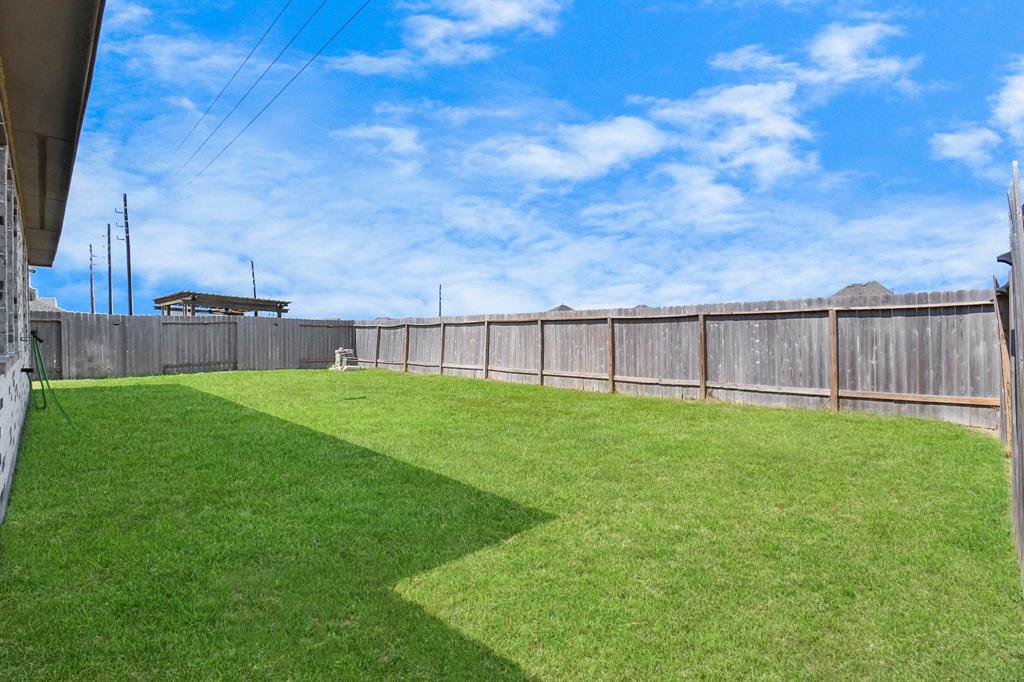 14015 S River Drive, Baytown, Texas image 34