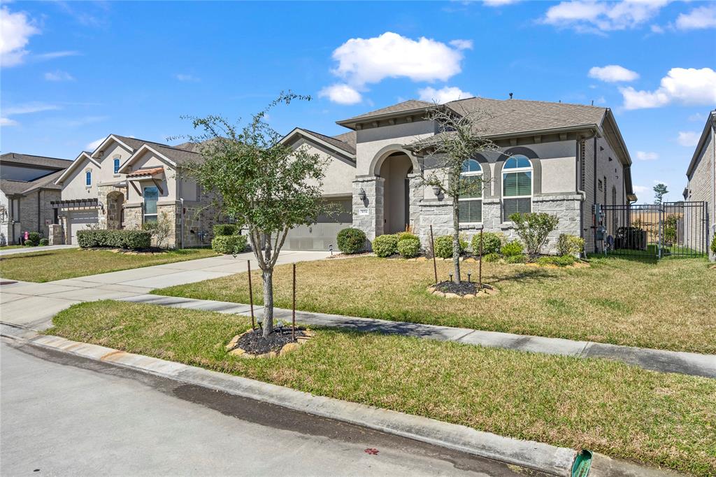 5034 Robin Park Court, Porter, Texas image 2